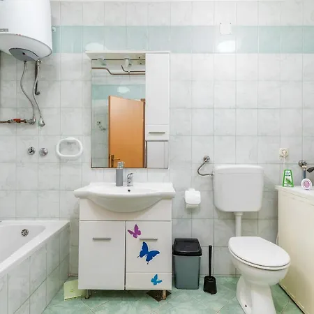 Apartmán Lora 2