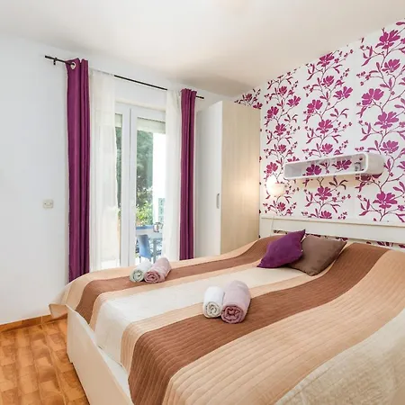 Apartmán Lora 2