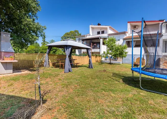 Lora 2 Appartement Pula