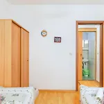 Lora 2 * Póla